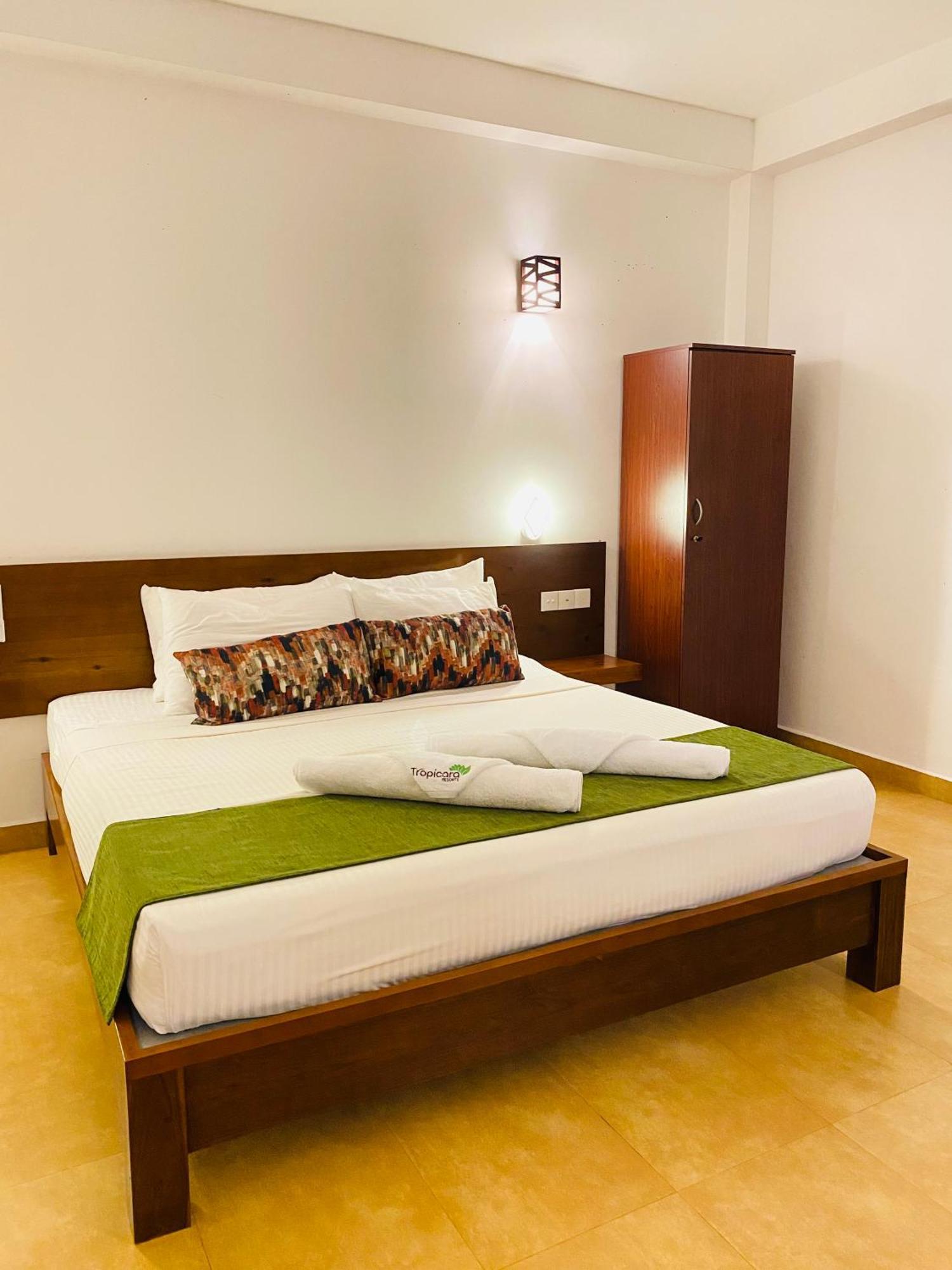 Tropicara Resort Сігірія Екстер'єр фото